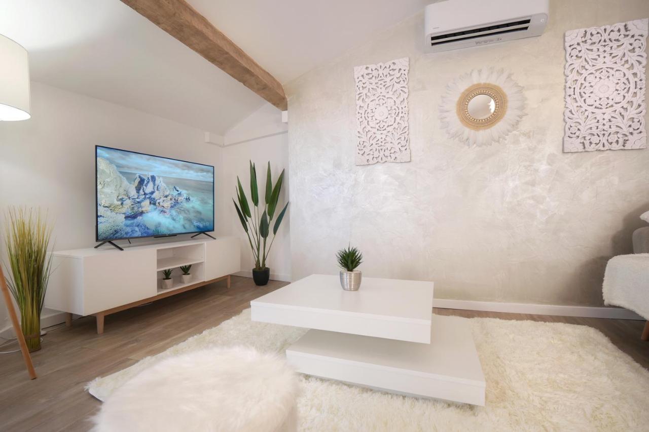 Appartements Premium En Hyper Centre Ville Brignoles Kültér fotó